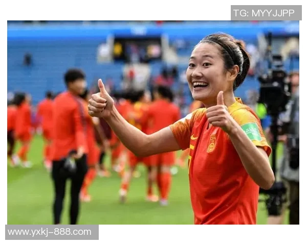 法国女足与冰岛女足激战正酣谁能在国际赛场上笑到最后